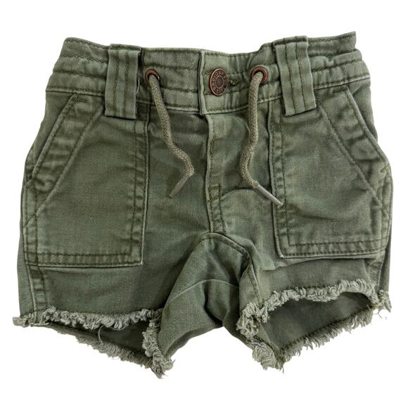 Baby Gap Army Green Shorts Frayed Hem Size 3-6 Months - Picture 1 of 4